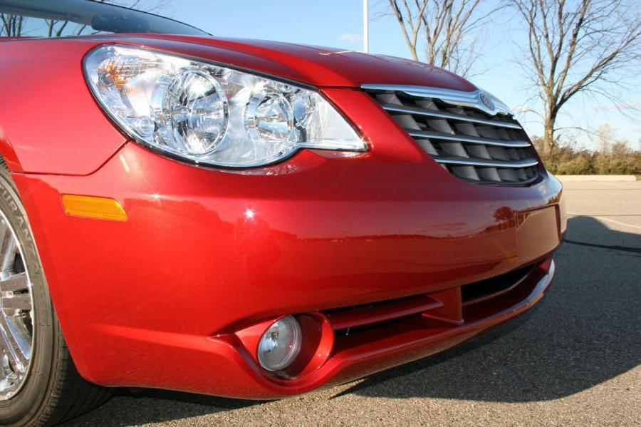 Chrysler Sebring Limited Convertible 2008 года  (фото 23 из 27)